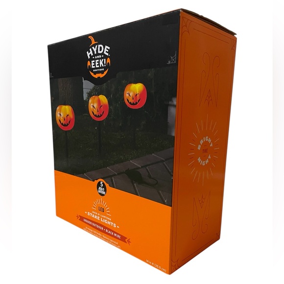 Hyde and EEK! Jack O’ Lantern Stake LED Lights - Picture 4 of 8